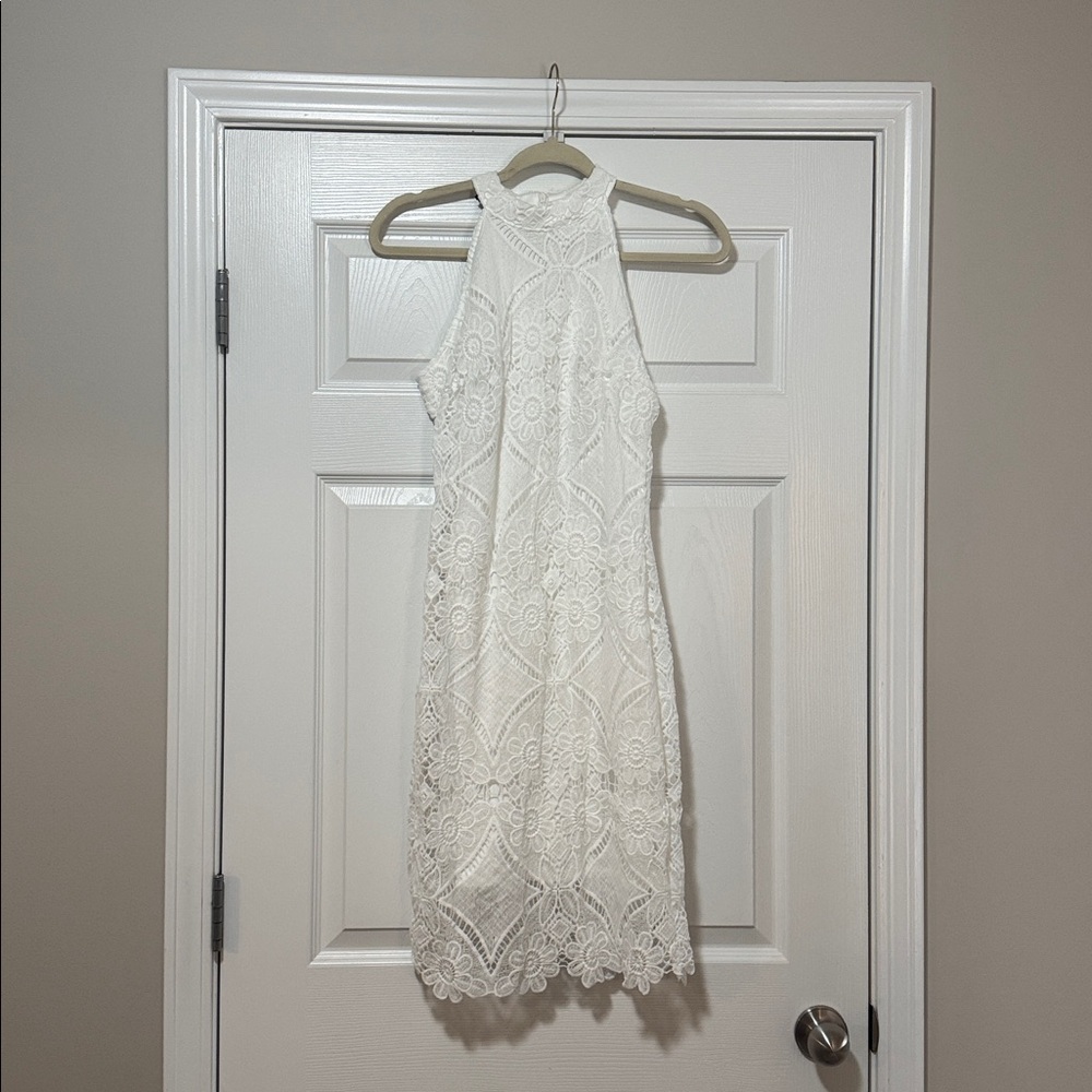 Chic White Lace Halter Midi Dress